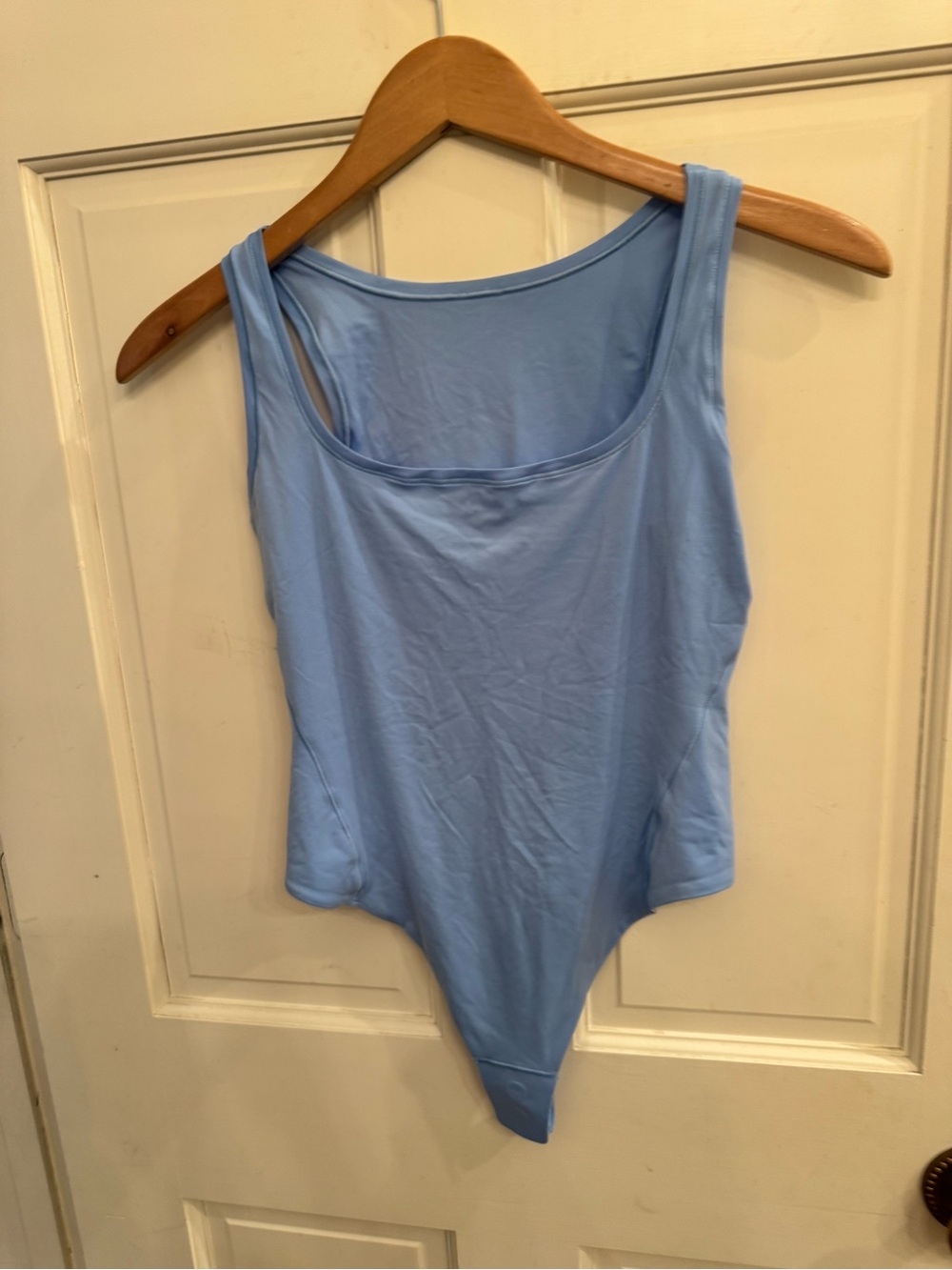 NWOT lululemon athletica Light Blue Scoop-Neck Tank Bodysuit